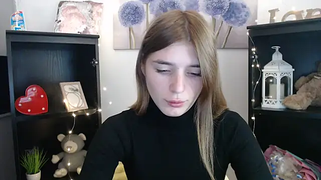 JuiceLips   online show from 10/10/25, 11:31