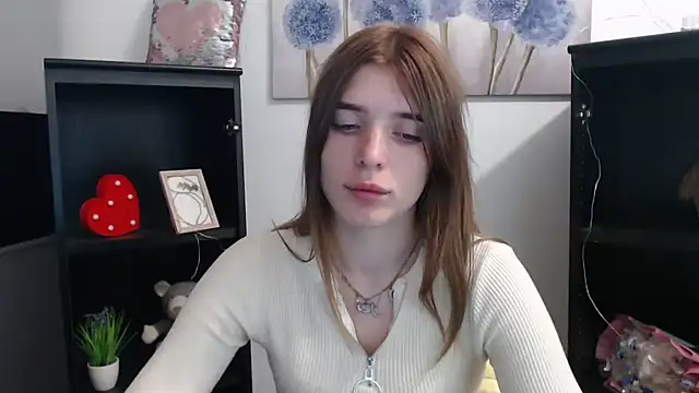 JuiceLips   online show from 10/27/25, 04:00