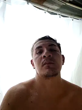 Snapshot of Leo_est chatting on 10/15/25, 05:51 Leo est online show from 10/15/25, 05:51