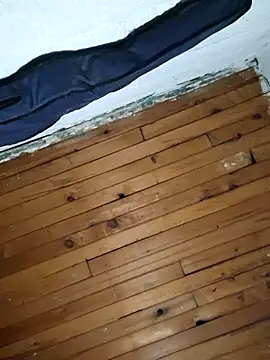 Snapshot of Leo_est chatting on 10/16/25, 06:36 Leo est online show from 10/16/25, 06:36