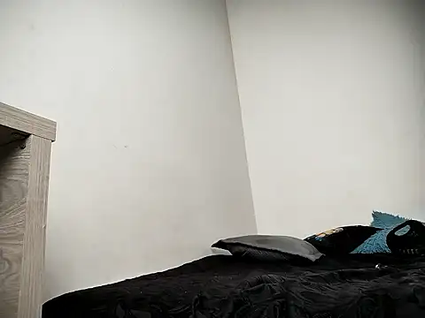  yefez online show from 10/02/25, 08:27