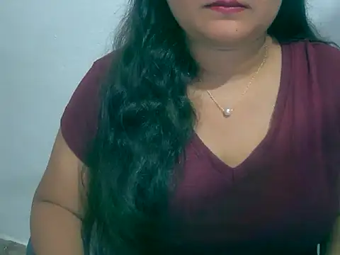 Snapshot of Saniya_K chatting on 11/02/25, 01:57 Saniya K online show from 11/02/25, 01:57