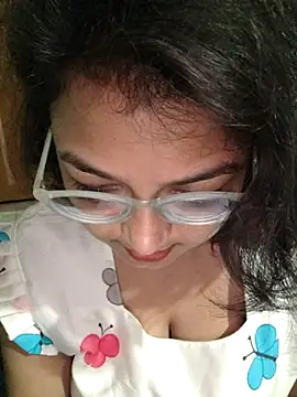 Lovebites0 online show from 10/03/25, 07:33