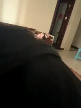 lingzi9333 online show from 11/24/25, 09:20