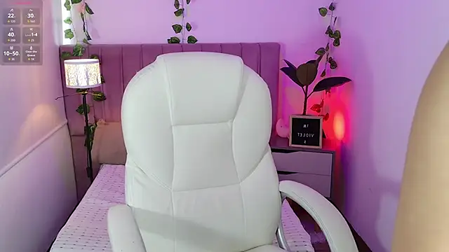 VioletBlacke  online show from 11/06/25, 03:02