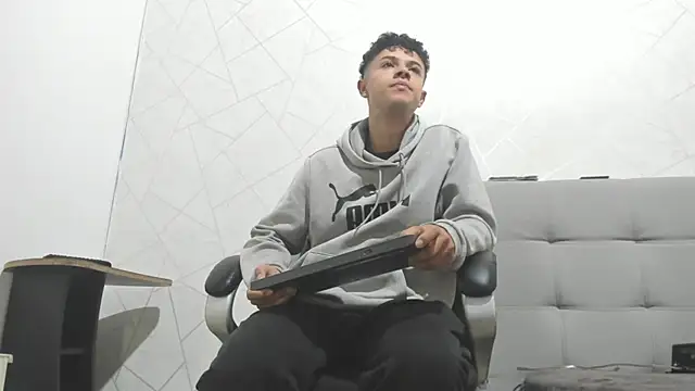 Alex Colton7 online show from 11/14/25, 03:38