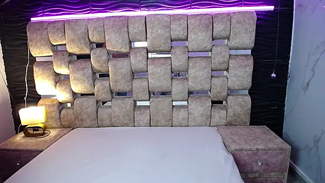 NatyyAlex online show from 09/11/25, 12:05