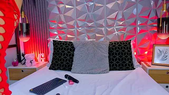 Snapshot of AshleyBaker1 chatting on 11/07/25, 02:39 AshleyBaker1 online show from 11/07/25, 02:39