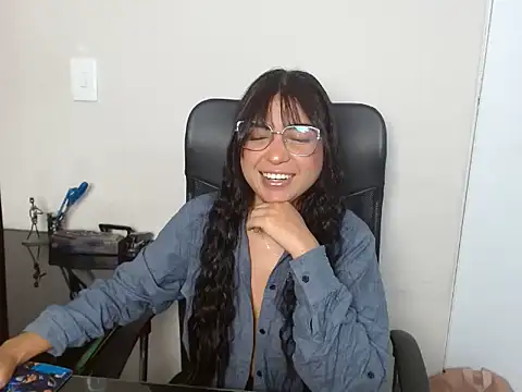 AliceSmiith  online show from 09/29/25, 12:10