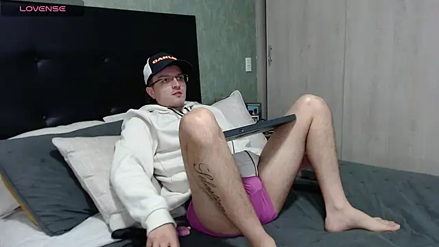 steve hornyboy online show from 09/19/25, 12:23