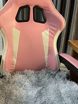 Snapshot of Orianna69 chatting on 11/29/25, 12:41 Orianna69 online show from 11/29/25, 12:41