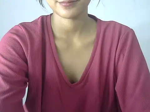Snapshot of Nura7 chatting on 09/11/25, 07:25 Nura7 online show from 09/11/25, 07:25