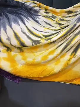 ewatyu online show from 10/30/25, 06:19