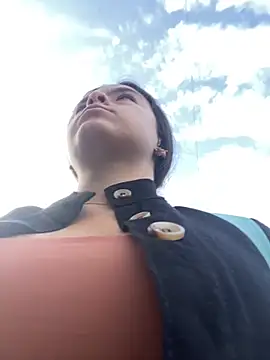 EmilyHarperr online show from 10/31/25, 11:33