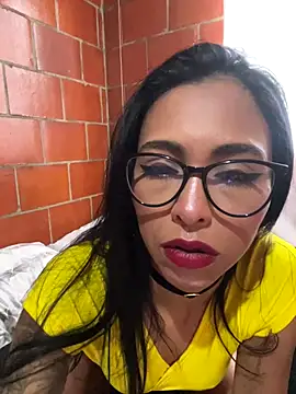 Emma  cumlovee online show from 10/23/25, 01:10