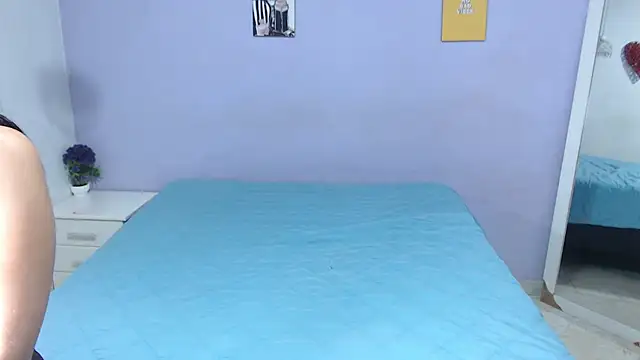 onixandghosty1 online show from 10/23/25, 07:01