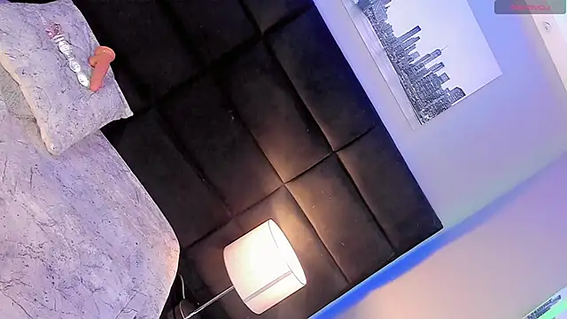 Snapshot of Ana_Paaula23 chatting on 10/20/25, 08:20 Ana Paaula23 online show from 10/20/25, 08:20