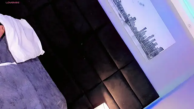 Snapshot of Ana_Paaula23 chatting on 10/24/25, 08:27 Ana Paaula23 online show from 10/24/25, 08:27