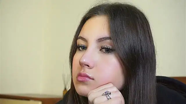 TerisaPurdy online show from 11/19/25, 08:14