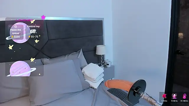 Snapshot of TIFFANY_GLOW__ chatting on 10/18/25, 08:20 TIFFANY GLOW online show from 10/18/25, 08:20