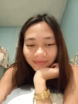 Snapshot of Sugar_Gen chatting on 10/21/25, 03:13 Sugar Gen online show from 10/21/25, 03:13