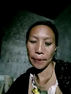 Lisa pusy online show from 11/18/25, 11:03