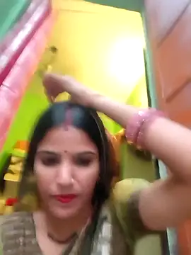 Riya jaan12 online show from 10/25/25, 12:13