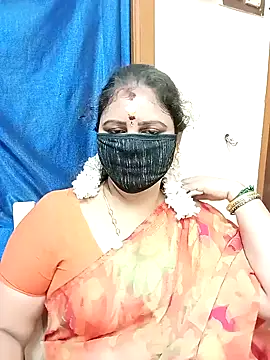 sushma26 online show from 10/31/25, 01:45