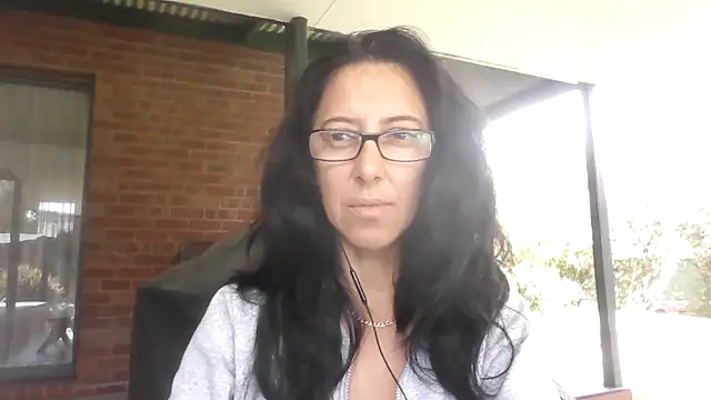 Snapshot of CleopatraGirl chatting on 11/01/25, 11:18 CleopatraGirl online show from 11/01/25, 11:18