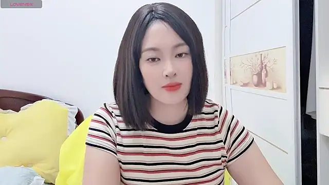 Snapshot of FeilL2t chatting on 11/03/25, 02:46 FeilL2t online show from 11/03/25, 02:46