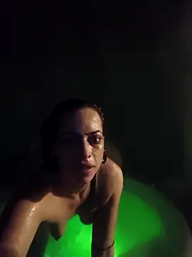 Snapshot of Eli9090 chatting on 11/28/25, 08:22 Eli9090 online show from 11/28/25, 08:22