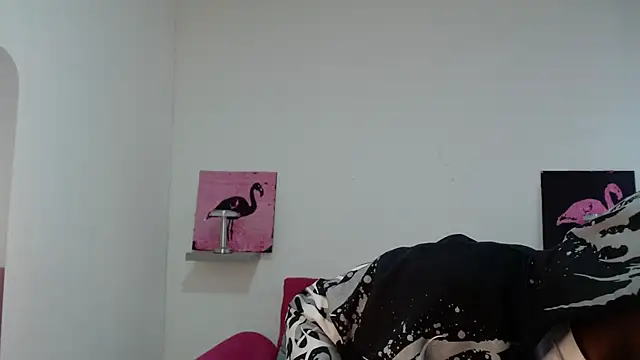 Snapshot of milykabombastik chatting on 09/26/25, 12:20 milykabombastik online show from 09/26/25, 12:20