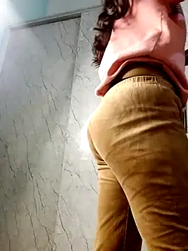 Nisha cam12 online show from 11/19/25, 04:18