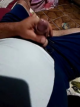 branquinho3 online show from 11/03/25, 02:13