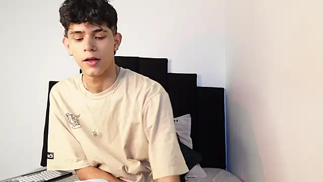 alexmark  online show from 11/05/25, 07:25