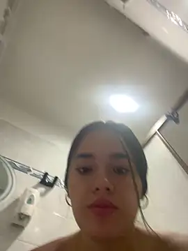 Luciaparker03 online show from 10/10/25, 04:00