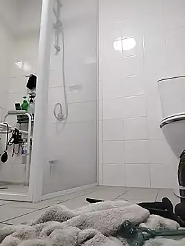 Snapshot of rivocumslut chatting on 10/19/25, 02:01 rivocumslut online show from 10/19/25, 02:01