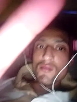 IncompatibleBean41 online show from 10/17/25, 11:24