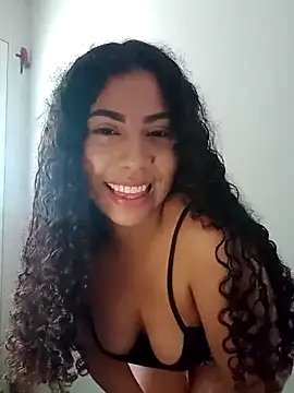 Snapshot of A_maddy chatting on 09/15/25, 03:01 A maddy online show from 09/15/25, 03:01