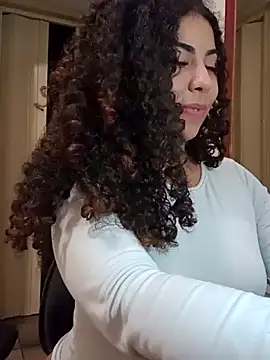 Snapshot of A_maddy chatting on 10/15/25, 04:12 A maddy online show from 10/15/25, 04:12