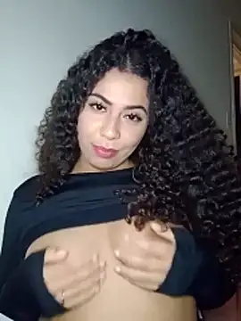 Snapshot of A_maddy chatting on 10/28/25, 10:56 A maddy online show from 10/28/25, 10:56