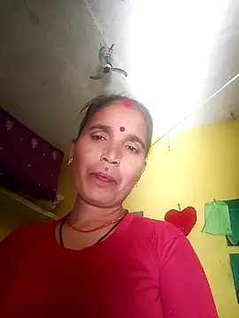Snapshot of Monika_thakurr chatting on 10/02/25, 09:27 Monika thakurr online show from 10/02/25, 09:27
