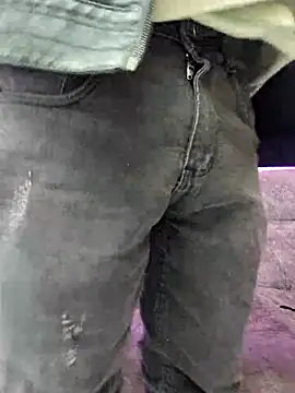 abnerdam01 online show from 09/13/25, 03:17