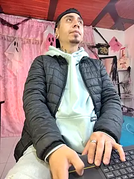 abnerdam01 online show from 10/23/25, 01:21