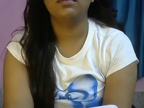 Queenxxx98 online show from 10/15/25, 07:14