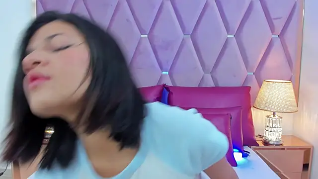 MaskedGirl  online show from 11/19/25, 12:16