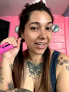 Snapshot of emperatrixsex chatting on 09/22/25, 03:14 emperatrixsex online show from 09/22/25, 03:14
