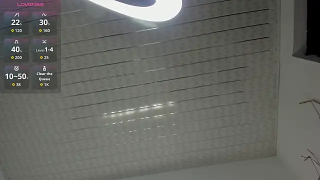 Zahra milks online show from 09/20/25, 01:23