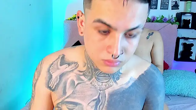 Sarahandzack online show from 11/16/25, 06:41