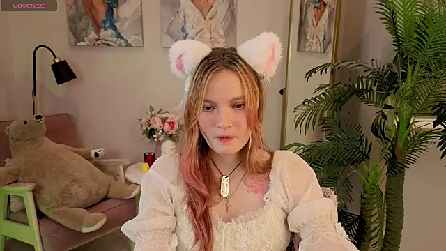 Snapshot of Ginger_Emma chatting on 09/26/25, 03:38 Ginger Emma online show from 09/26/25, 03:38